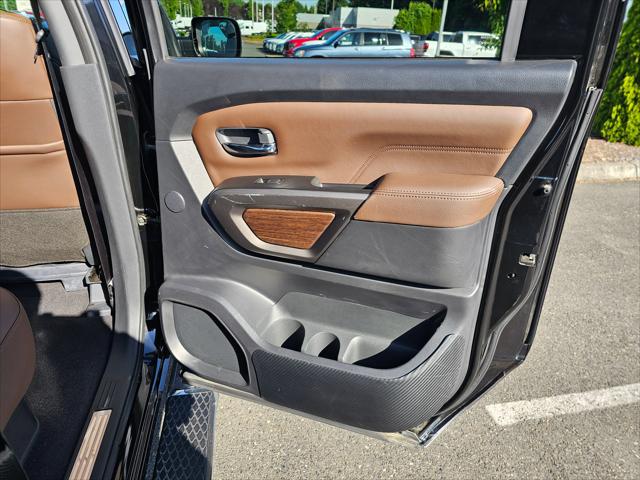 2023 Nissan Titan Crew Cab Platinum Reserve 4x4