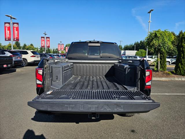 2023 Nissan Titan Crew Cab Platinum Reserve 4x4
