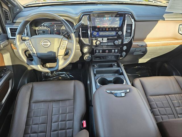 2023 Nissan Titan Crew Cab Platinum Reserve 4x4