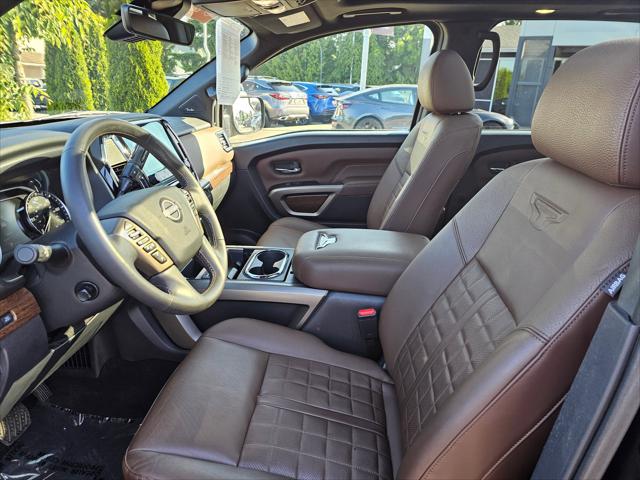 2023 Nissan Titan Crew Cab Platinum Reserve 4x4