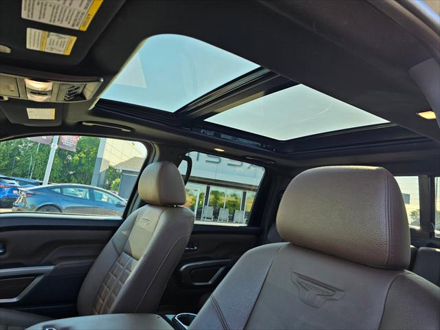 2023 Nissan Titan Crew Cab Platinum Reserve 4x4