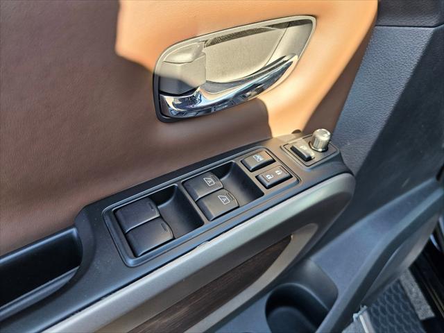 2023 Nissan Titan Crew Cab Platinum Reserve 4x4
