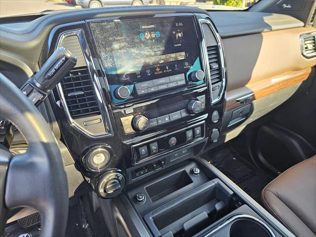 2023 Nissan Titan Crew Cab Platinum Reserve 4x4