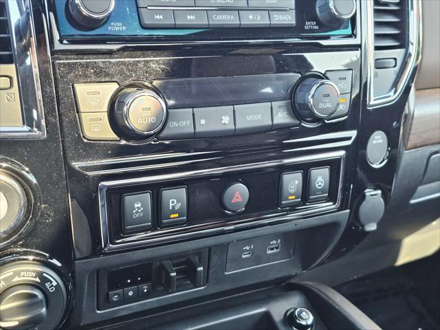 2023 Nissan Titan Crew Cab Platinum Reserve 4x4