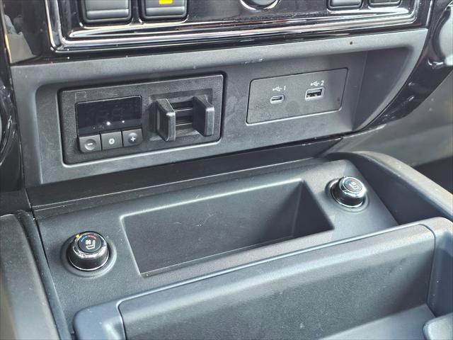 2023 Nissan Titan Crew Cab Platinum Reserve 4x4