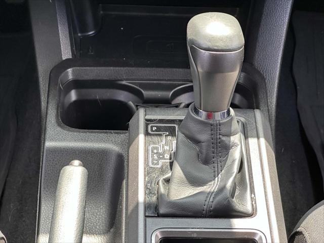 2023 Toyota Tacoma SR V6 [17]