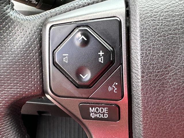 2023 Toyota Tacoma SR V6 [19]