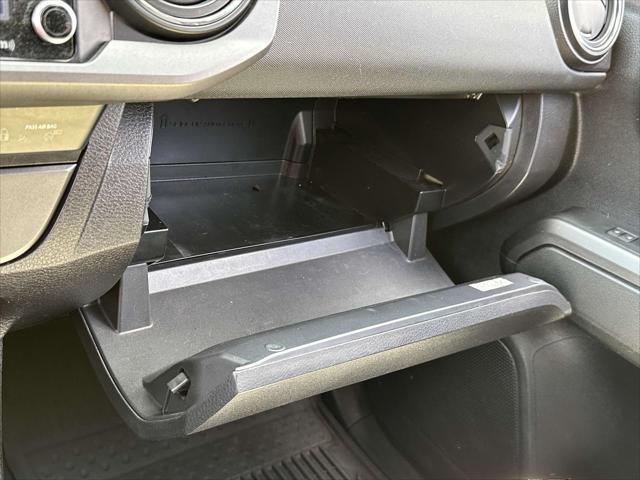 2023 Toyota Tacoma SR V6 [27]