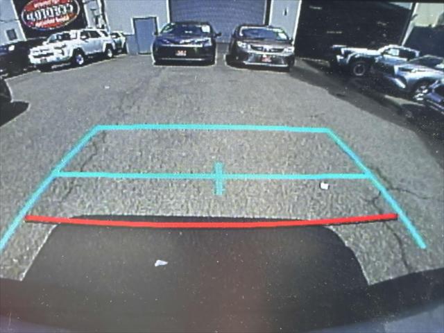 2023 Toyota Tacoma SR V6 [28]