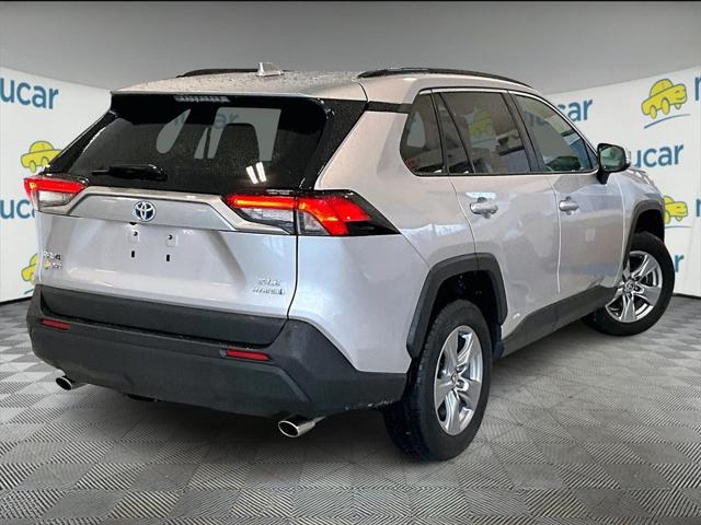 2022 Toyota RAV4 Hybrid XLE