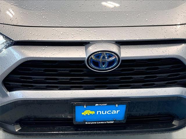 2022 Toyota RAV4 Hybrid XLE