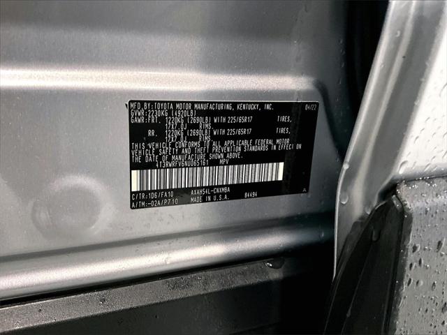 2022 Toyota RAV4 Hybrid XLE