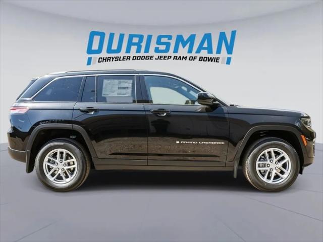 2025 Jeep Grand Cherokee GRAND CHEROKEE LAREDO X 4X4