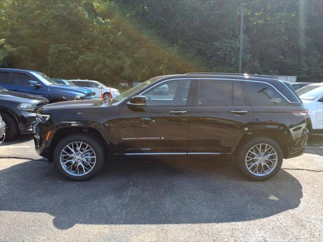 2025 Jeep Grand Cherokee GRAND CHEROKEE SUMMIT 4X4