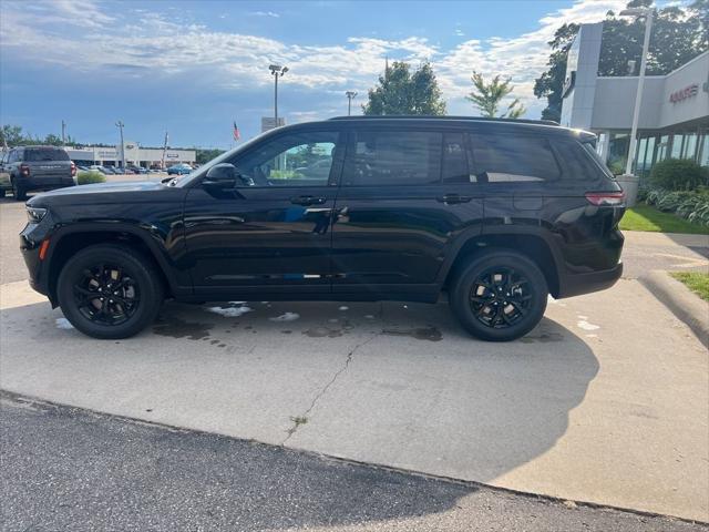 2025 Jeep Grand Cherokee GRAND CHEROKEE L ALTITUDE 4X4 2025 Jeep Grand Cherokee GRAND CHEROKEE L ALTITUDE 4X4