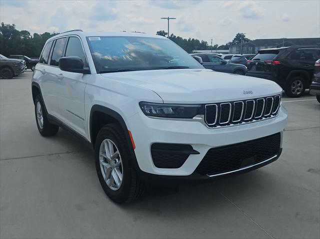 2025 Jeep Grand Cherokee GRAND CHEROKEE LAREDO X 4X2