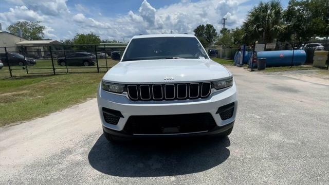 2025 Jeep Grand Cherokee GRAND CHEROKEE LAREDO X 4X4