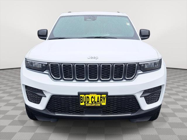 2025 Jeep Grand Cherokee GRAND CHEROKEE LAREDO 4X4