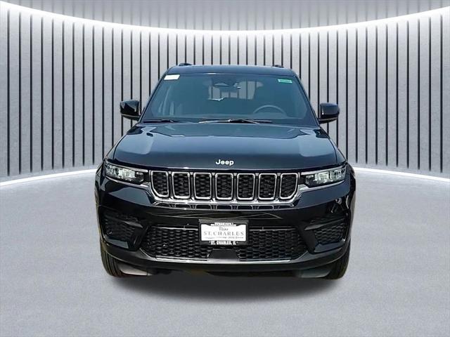 2025 Jeep Grand Cherokee GRAND CHEROKEE LAREDO X 4X4