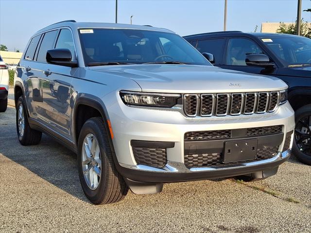 2025 Jeep Grand Cherokee GRAND CHEROKEE L LAREDO X 4X4