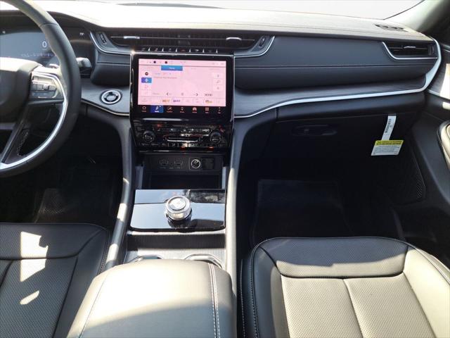 2025 Jeep Grand Cherokee GRAND CHEROKEE L LIMITED 4X2