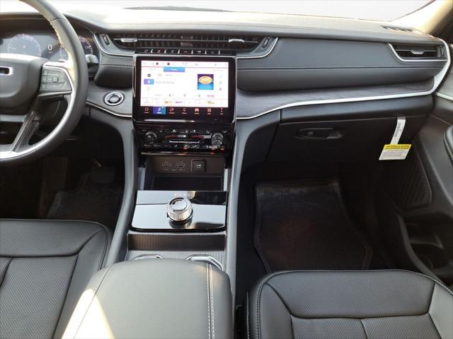 2025 Jeep Grand Cherokee GRAND CHEROKEE L LIMITED 4X2 2025 Jeep Grand Cherokee GRAND CHEROKEE L LIMITED 4X2