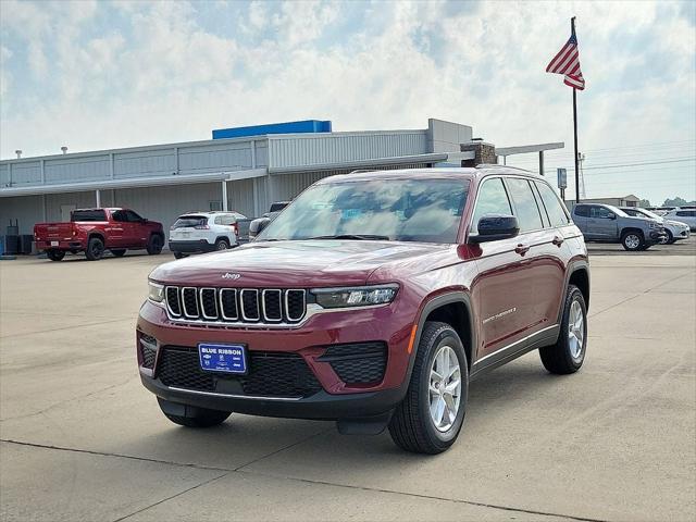2025 Jeep Grand Cherokee GRAND CHEROKEE LAREDO X 4X4