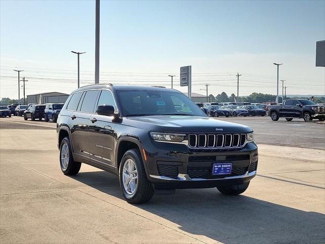 2025 Jeep Grand Cherokee GRAND CHEROKEE L LAREDO X 4X4