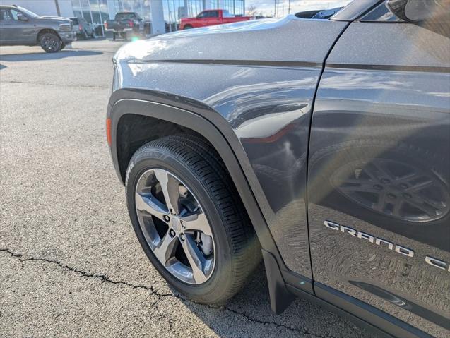 2025 Jeep Grand Cherokee GRAND CHEROKEE LIMITED 4X4