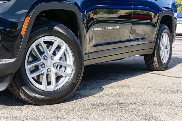 2025 Jeep Grand Cherokee GRAND CHEROKEE L LAREDO X 4X2