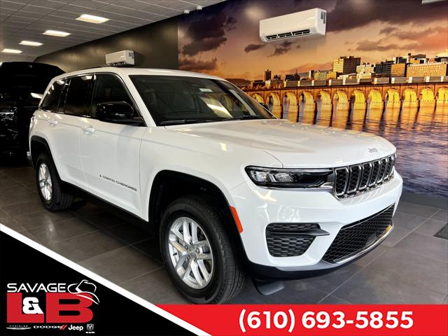2025 Jeep Grand Cherokee GRAND CHEROKEE LAREDO X 4X4