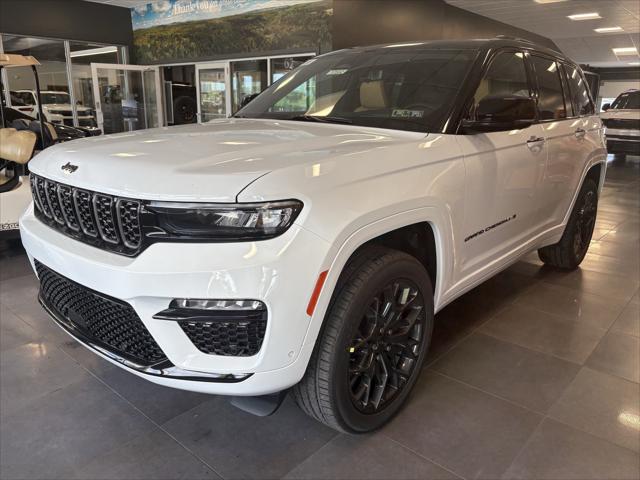2025 Jeep Grand Cherokee GRAND CHEROKEE SUMMIT RESERVE 4X4