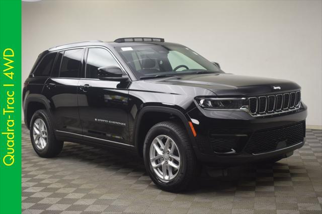 2025 Jeep Grand Cherokee GRAND CHEROKEE LAREDO X 4X4