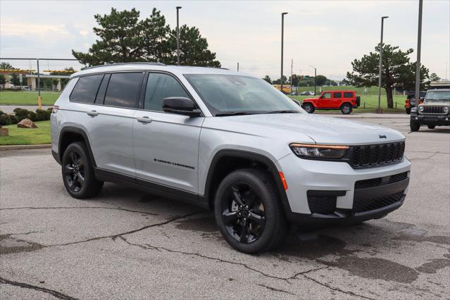 2025 Jeep Grand Cherokee GRAND CHEROKEE L ALTITUDE X 4X4