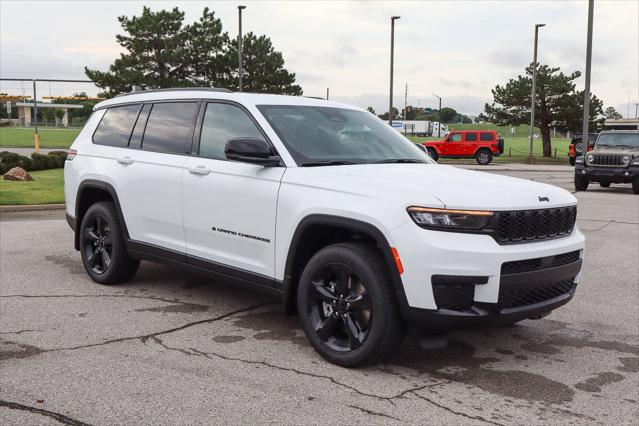 2025 Jeep Grand Cherokee GRAND CHEROKEE L ALTITUDE X 4X4