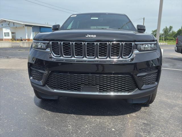 2025 Jeep Grand Cherokee GRAND CHEROKEE LAREDO X 4X4 2025 Jeep Grand Cherokee GRAND CHEROKEE LAREDO X 4X4