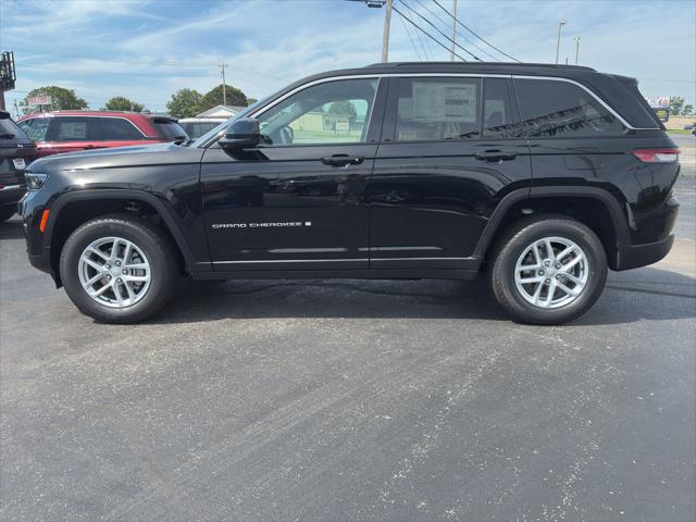 2025 Jeep Grand Cherokee GRAND CHEROKEE LAREDO X 4X4 2025 Jeep Grand Cherokee GRAND CHEROKEE LAREDO X 4X4