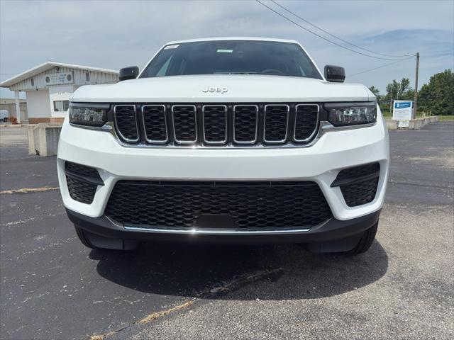2025 Jeep Grand Cherokee GRAND CHEROKEE LAREDO X 4X4 2025 Jeep Grand Cherokee GRAND CHEROKEE LAREDO X 4X4