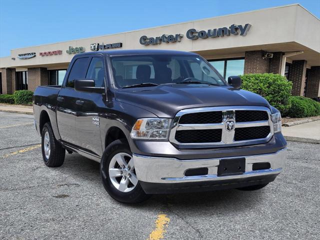 2022 RAM 1500 Classic SLT Crew Cab 4x4 57 Box