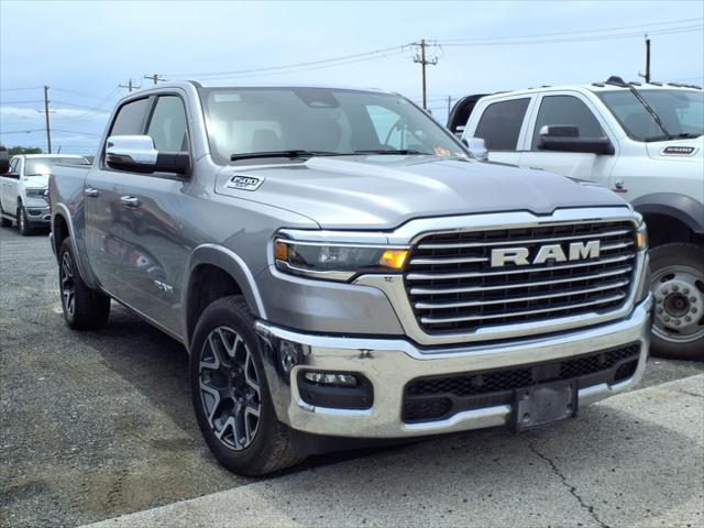 2025 RAM 1500 Laramie Crew Cab 4x4 57 Box