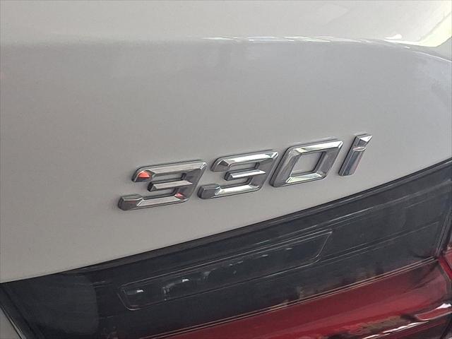 2022 BMW 330i 330i