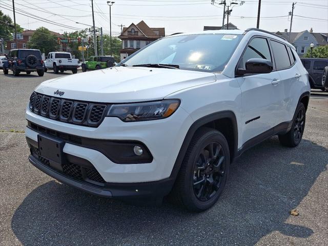 2025 Jeep Compass COMPASS LATITUDE 4X4