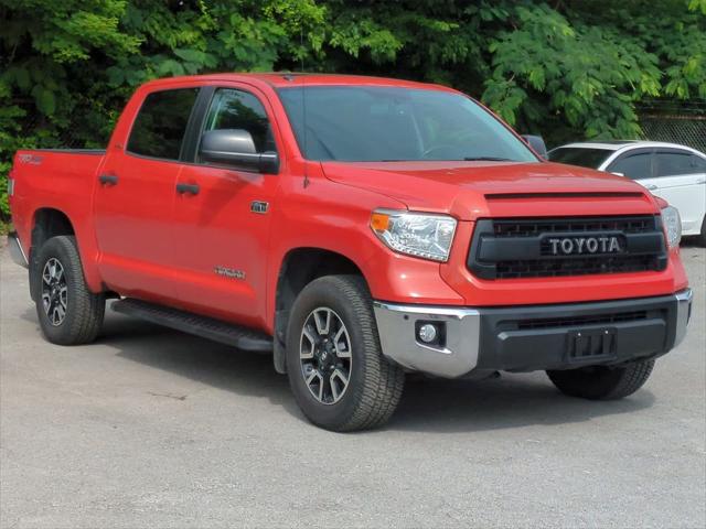 2017 Toyota Tundra SR5 5.7L V8