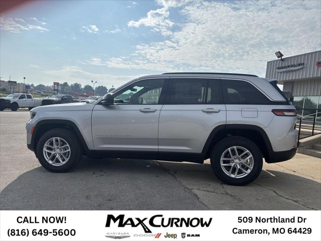 2025 Jeep Grand Cherokee GRAND CHEROKEE LAREDO X 4X4 2025 Jeep Grand Cherokee GRAND CHEROKEE LAREDO X 4X4