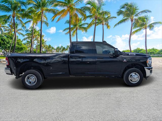 2024 RAM Ram 3500 RAM 3500 TRADESMAN CREW CAB 4X4 8 BOX