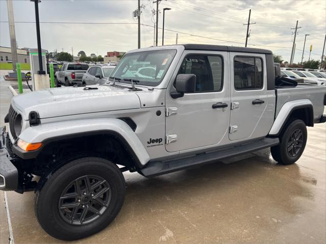 2024 Jeep Gladiator Sport S