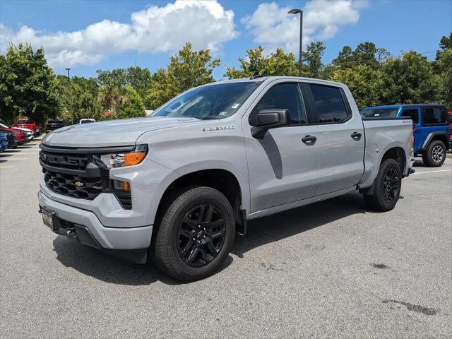 2024 Chevrolet Silverado 1500 4WD Crew Cab Short Bed Custom