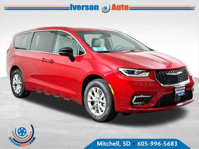 2025 Chrysler Pacifica PACIFICA SELECT AWD