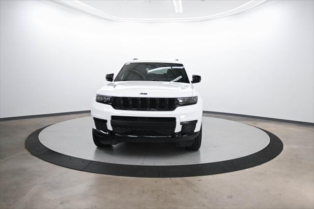 2024 Jeep Grand Cherokee L Altitude 4x4