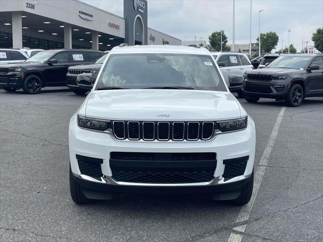 2023 Jeep Grand Cherokee L Laredo 4x4